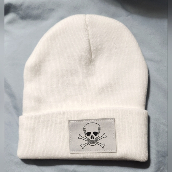 Snow White Beanie women mens Pic Does Not Show How WHITE - Picture 1 of 4